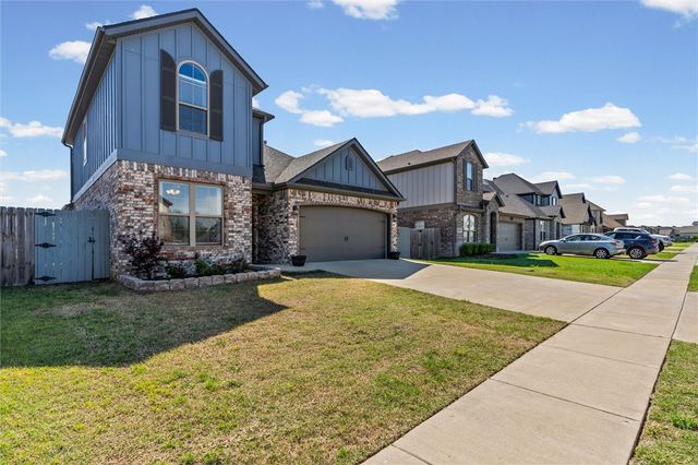 1501 Canal Street, Lowell, AR 72745