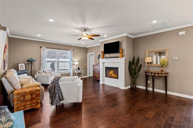 1501 Canal Street, Lowell, AR 72745