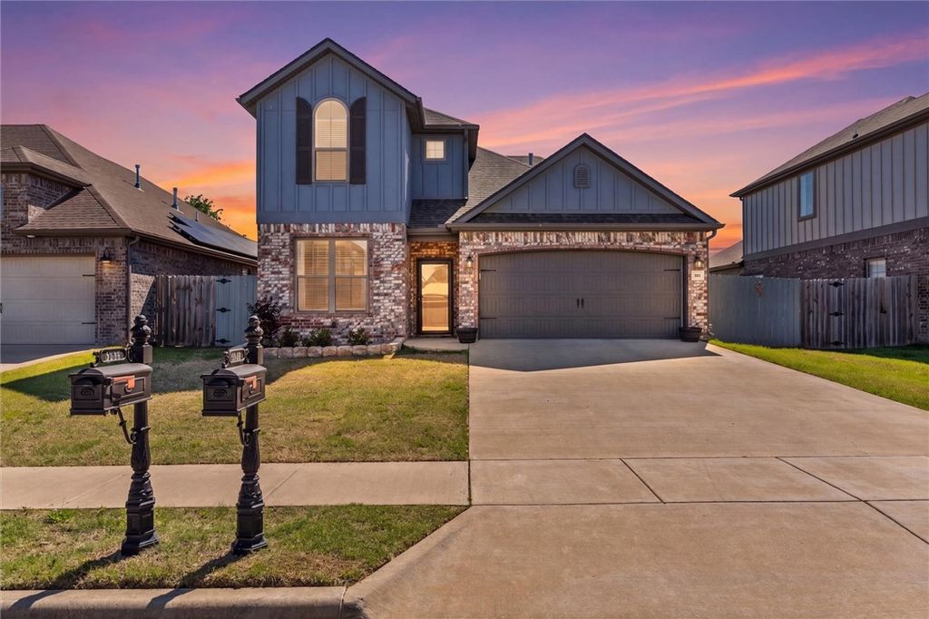 1501 Canal Street, Lowell, AR 72745