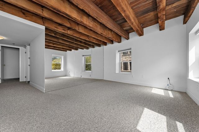 120 Commercial St 4-1, Boston, MA 02109