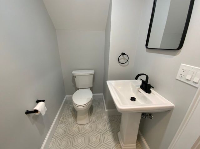 59 Beechmont St, Worcester, MA 01609