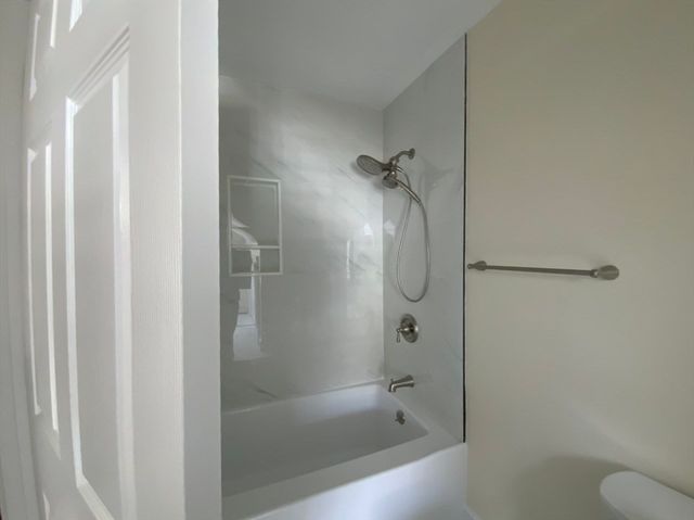 59 Beechmont St, Worcester, MA 01609