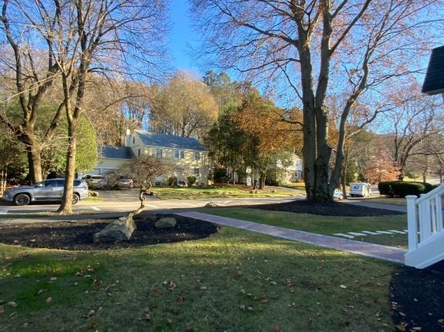 59 Beechmont St, Worcester, MA 01609