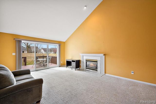 734 Challenging Trail 65, South Lyon, MI 48178