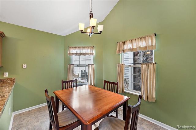 734 Challenging Trail 65, South Lyon, MI 48178