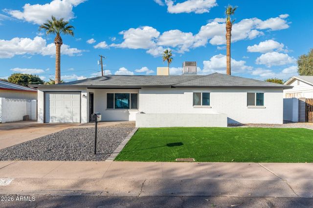 316 E EL CAMINO Drive, Phoenix, AZ 85020