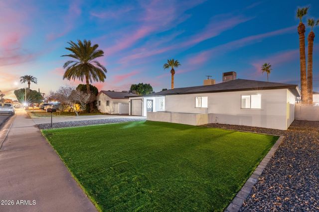 316 E EL CAMINO Drive, Phoenix, AZ 85020