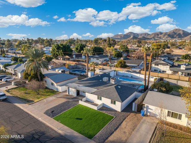 316 E EL CAMINO Drive, Phoenix, AZ 85020