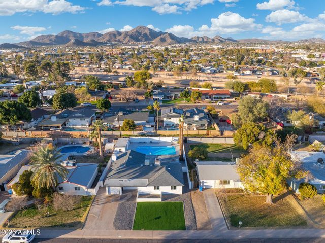 316 E EL CAMINO Drive, Phoenix, AZ 85020