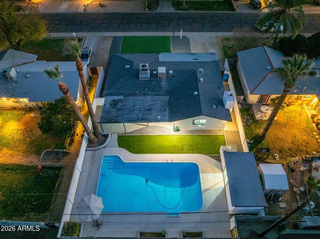 316 E EL CAMINO Drive, Phoenix, AZ 85020