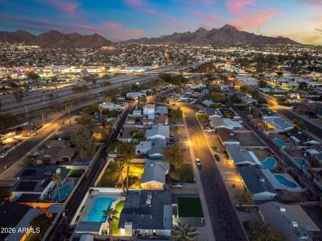 316 E EL CAMINO Drive, Phoenix, AZ 85020