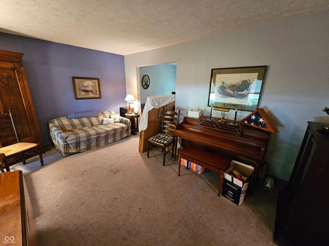 7534 Carolling Way, Indianapolis, IN 46237