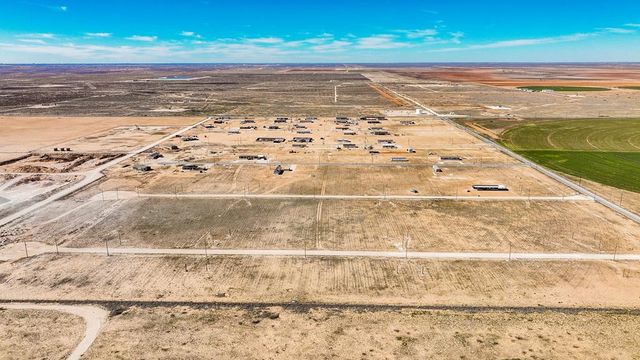 2359 Sunny Ave, Stanton, TX 79782