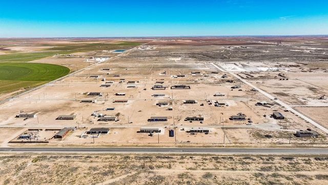 2359 Sunny Ave, Stanton, TX 79782