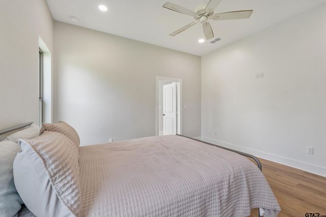 545 Bush Buck Way, Bullard, TX 75757