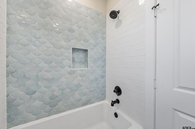 545 Bush Buck Way, Bullard, TX 75757