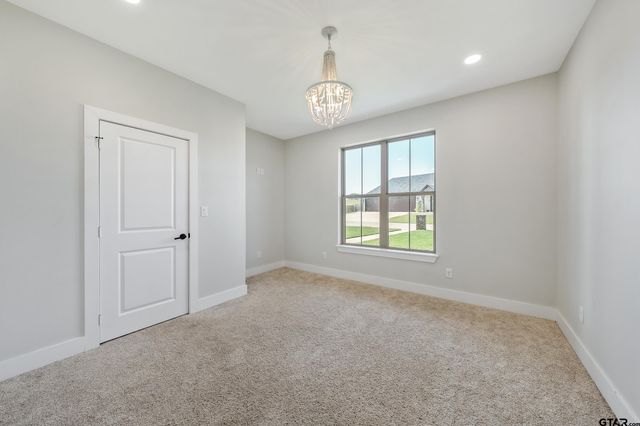 545 Bush Buck Way, Bullard, TX 75757