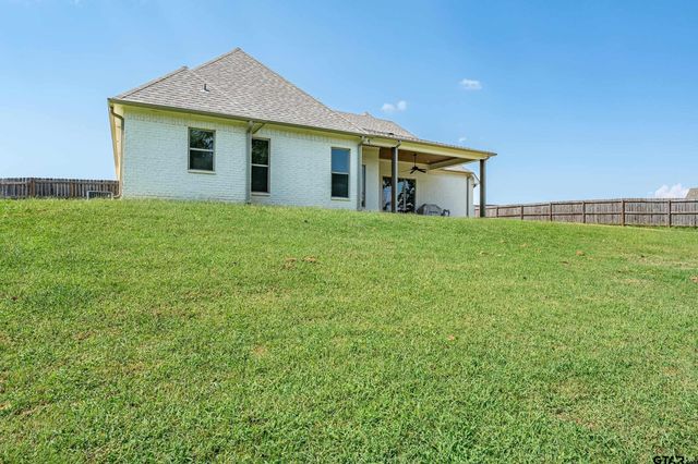 545 Bush Buck Way, Bullard, TX 75757