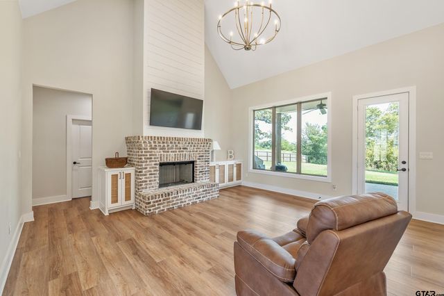 545 Bush Buck Way, Bullard, TX 75757