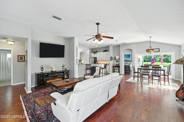 5877 WIND CAVE Lane, Jacksonville, FL 32258