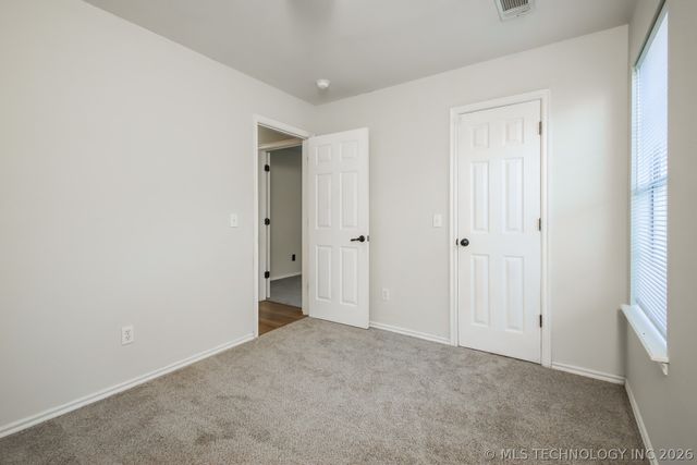 9833 N 43rd East Avenue, Sperry, OK 74073