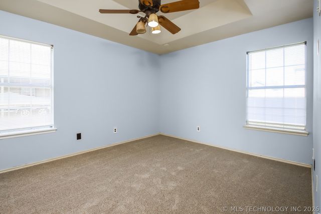 9833 N 43rd East Avenue, Sperry, OK 74073