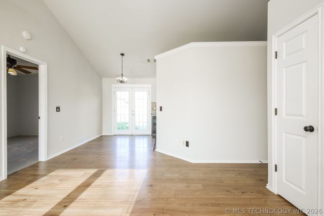 9833 N 43rd East Avenue, Sperry, OK 74073
