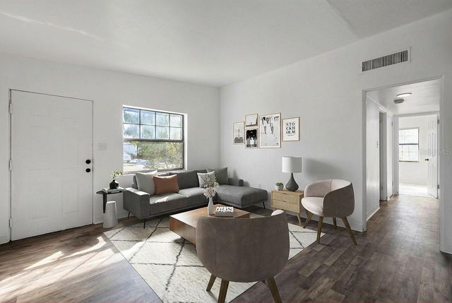 920 HACIENDA COURT, Orlando, FL 32808