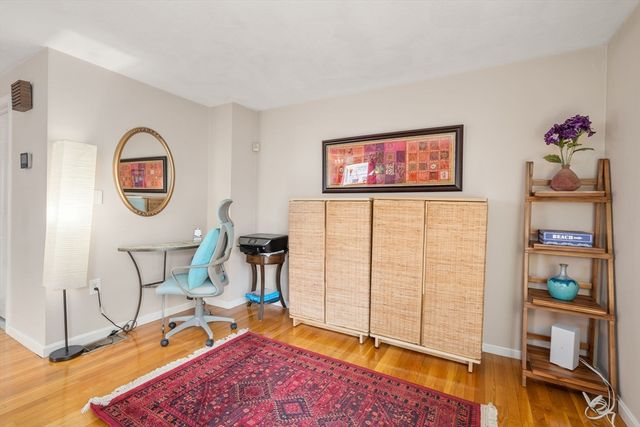 1 Circuit Lane D, Watertown, MA 02472