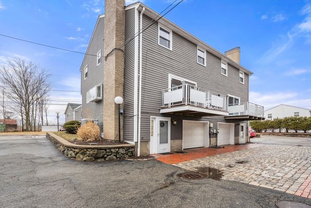 1 Circuit Lane D, Watertown, MA 02472