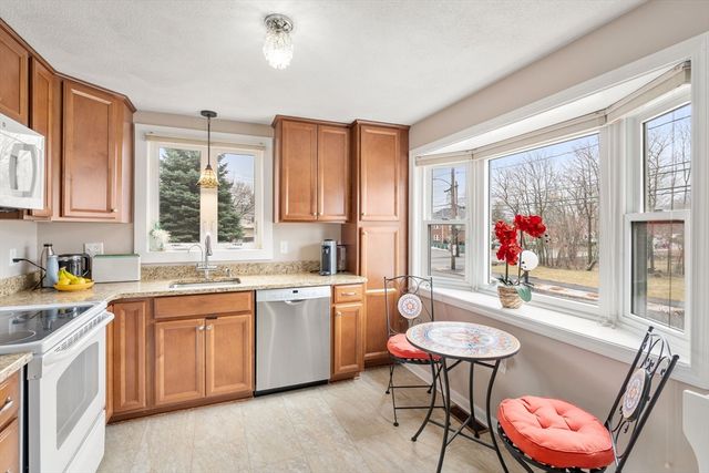 1 Circuit Lane D, Watertown, MA 02472