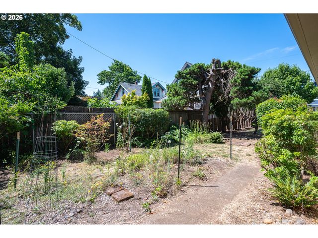 4846 Se 63RD Ave, Portland, OR 97206