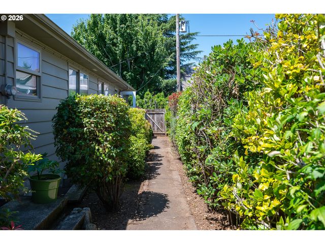 4846 Se 63RD Ave, Portland, OR 97206