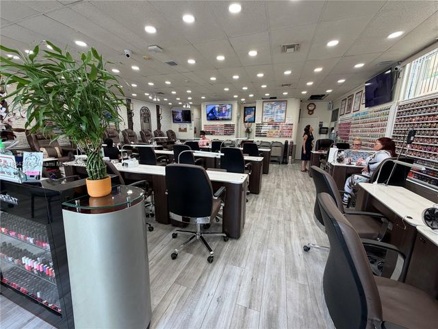 601 SW 57th Ave, Miami, FL 33144