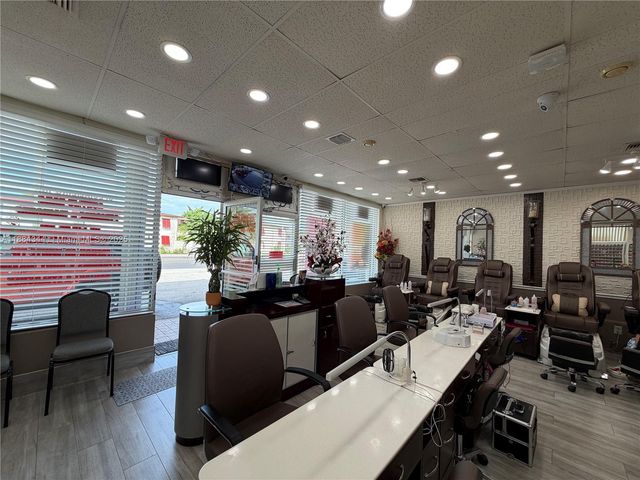 601 SW 57th Ave, Miami, FL 33144