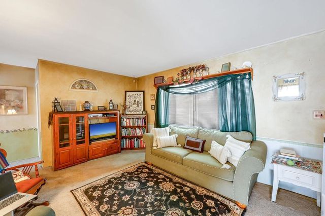 12425 27 Julian Ave, San Diego, CA 92040