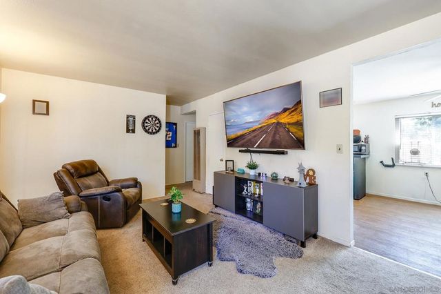 12425 27 Julian Ave, San Diego, CA 92040