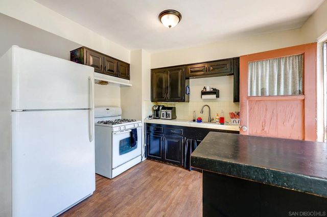 12425 27 Julian Ave, San Diego, CA 92040