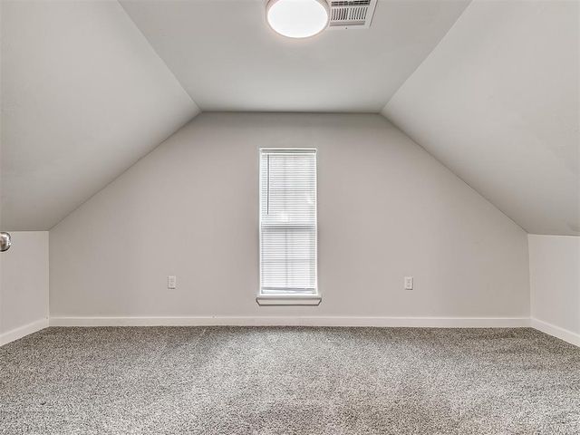 1214 E Harrison Avenue, Guthrie, OK 73044