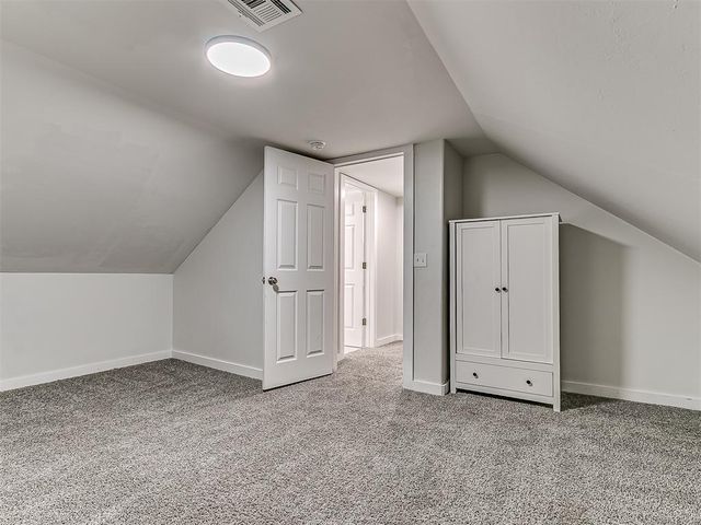 1214 E Harrison Avenue, Guthrie, OK 73044