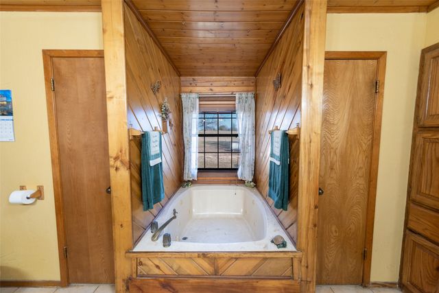 419 County Road SE 4430, Scroggins, TX 75480