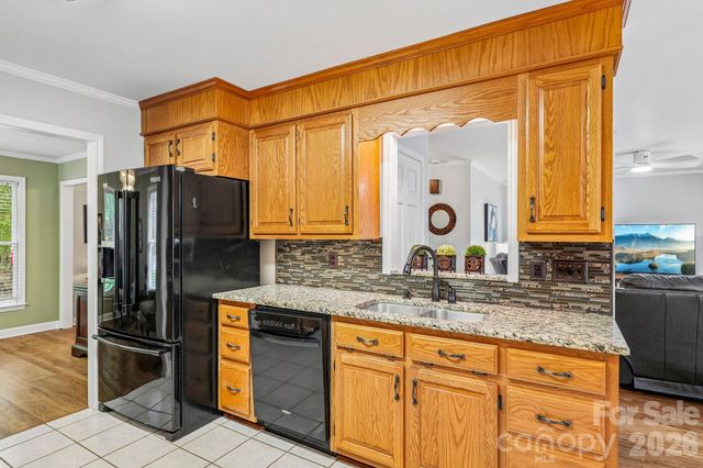6366 Green Oak Drive, Stanfield, NC 28163