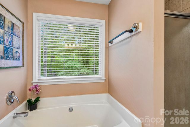 6366 Green Oak Drive, Stanfield, NC 28163