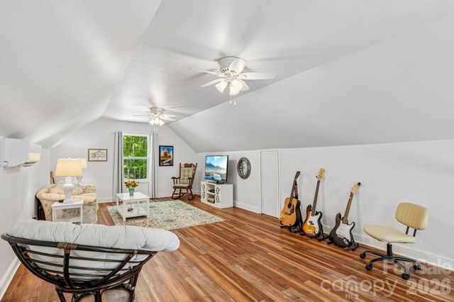 6366 Green Oak Drive, Stanfield, NC 28163
