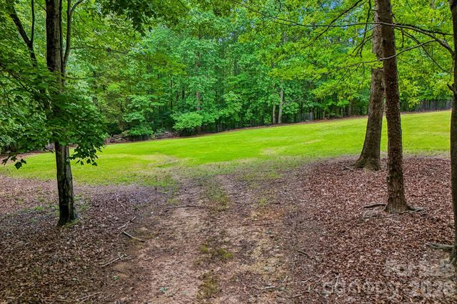 6366 Green Oak Drive, Stanfield, NC 28163
