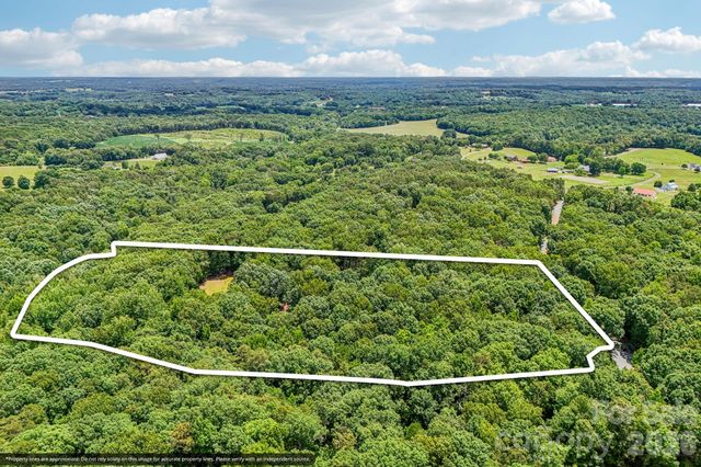 6366 Green Oak Drive, Stanfield, NC 28163