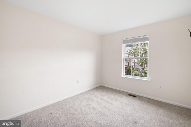 7 EMANDAN LN, Hockessin, DE 19707