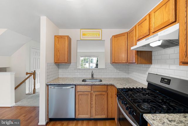 7 EMANDAN LN, Hockessin, DE 19707