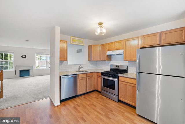 7 EMANDAN LN, Hockessin, DE 19707