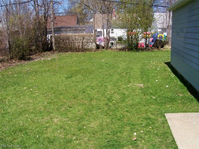25701 Richards Avenue, Euclid, OH 44132